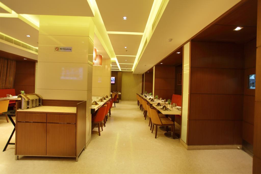 Comfort Inn Legacy Rádzskot Kültér fotó